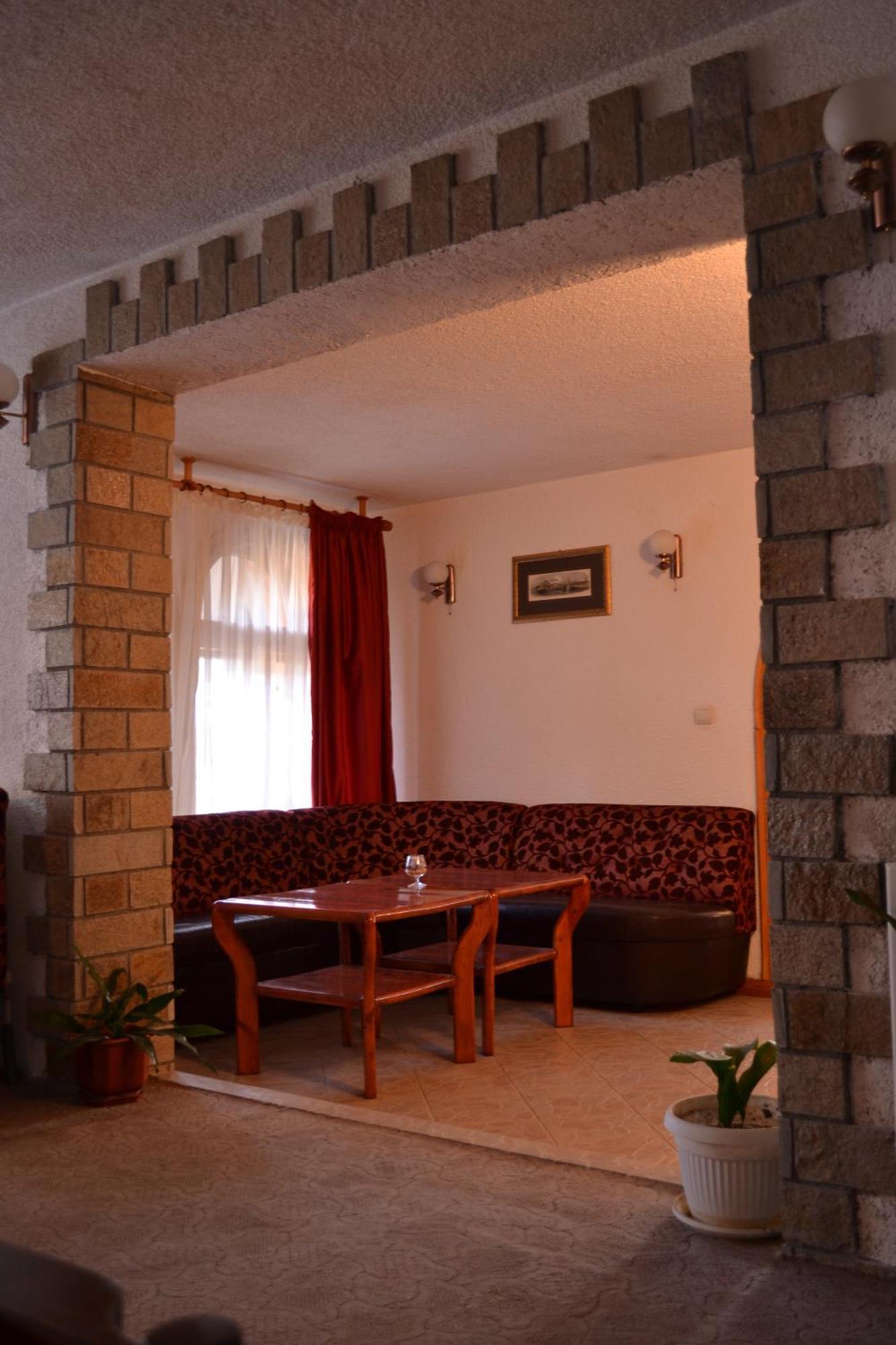 Family Hotel Silver Smoljan Exterior foto