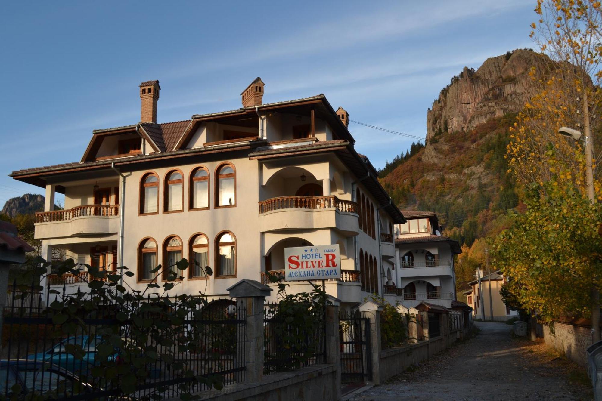 Family Hotel Silver Smoljan Exterior foto