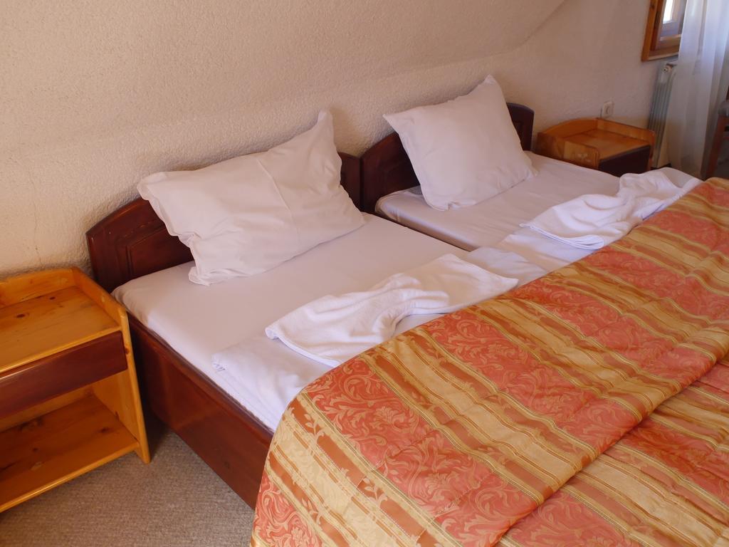 Family Hotel Silver Smoljan Exterior foto